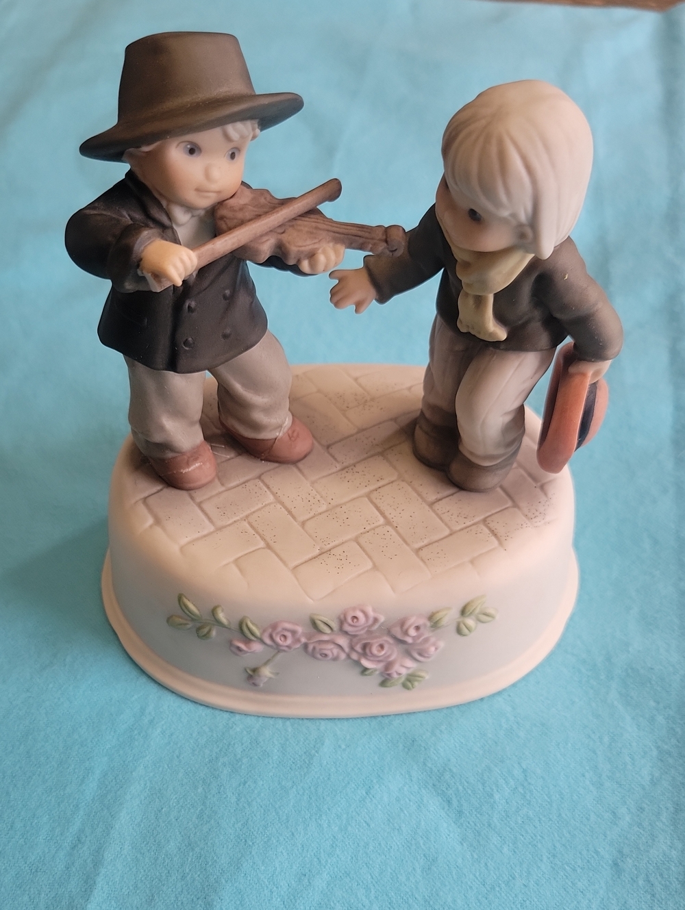 Vintage "You're Music to My Ears" Porcelin Music box of two children